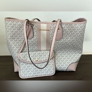 Michael kors Eva purse with detatchable wallet and separate matching wallet